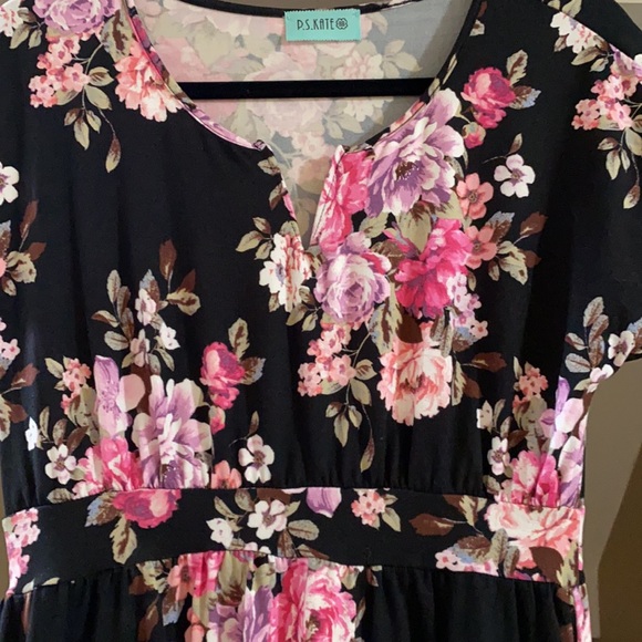 Dress - Picture 2 of 2